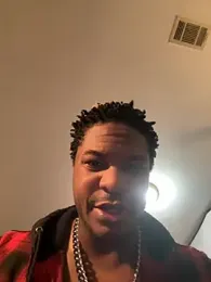 KeYBuMp323 webcam model stream image