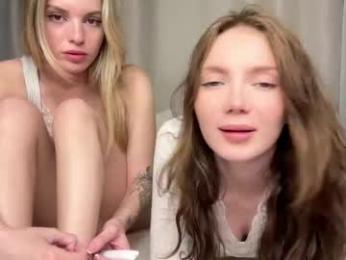 love_machine_ webcam model stream image