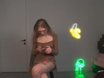 velvettgirl webcam model stream image