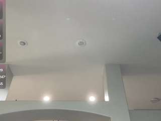 hissubwife webcam model stream image