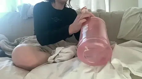 18yoteenvirgin webcam model stream image