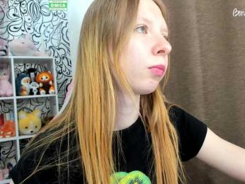 Jlucu4kA webcam model stream image