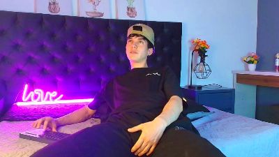 Jheampiero webcam model stream image