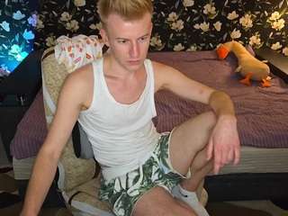 blondboylive webcam model stream image