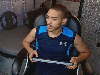 Marcus Reinn webcam flirt4free model stream image