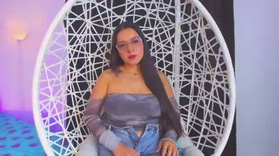 Summergirls_ webcam model stream image