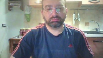 Hugos31 webcam model stream image