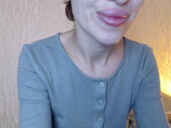 NoraSweet webcam model stream image