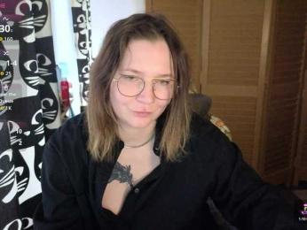 Ozalin webcam model stream image
