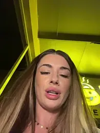 IsabellaEtthan webcam stripchat model stream image