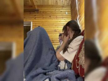 KisaZlo webcam model stream image