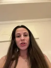 heyitsmadig webcam model stream image