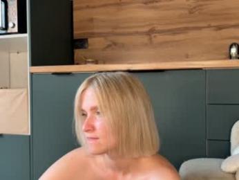 adele_nick2202 webcam model stream image