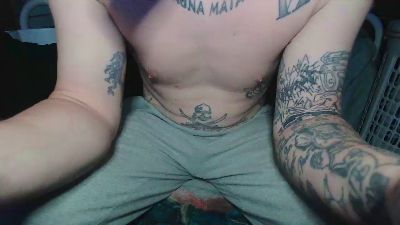 MeBiggins69 webcam cam4 model stream image