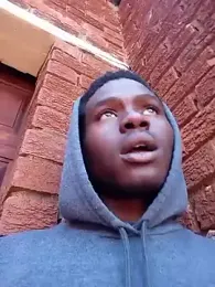 younggblackkCOCK19 webcam model stream image