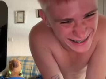 twiinknico webcam chaturbate model stream image