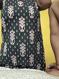 Ruhi_sexy webcam model stream image