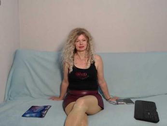 MOON37x webcam bongacams model stream image