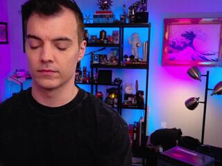 Max Hughes webcam model stream image