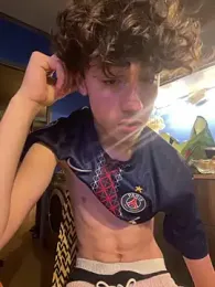 Golden_Mesto webcam model stream image