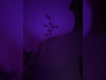 Josie-Den webcam bongacams model stream image