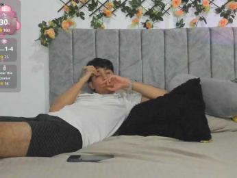 Hanni-Dulcee webcam model stream image
