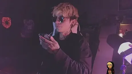 AcidMilo webcam model stream image