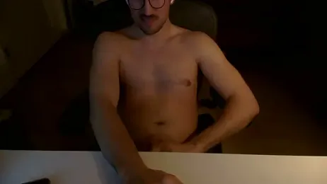 taallguyy_196 webcam model stream image