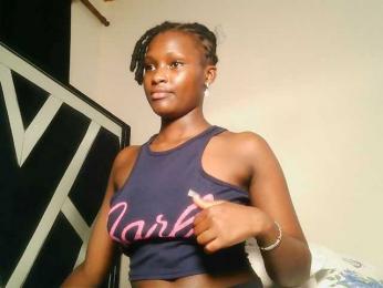 Oliviablue webcam bongacams model stream image