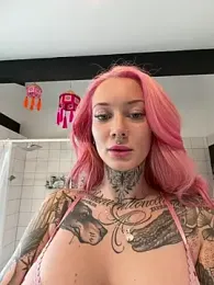 Stella-Kink webcam model stream image