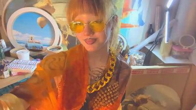 HassieLutsky webcam model stream image