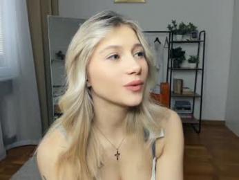 glossybabe_ webcam chaturbate model stream image