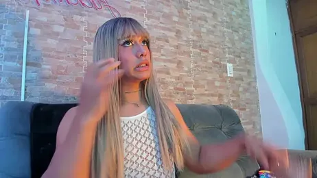 Dreams_Chloe webcam model stream image