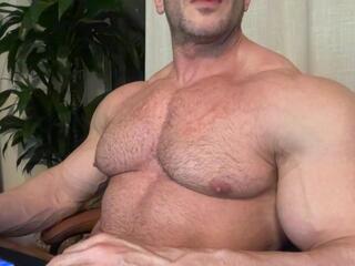 Alessandro Builder & Matt Player webcam model stream image
