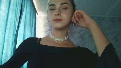 LianeIdell webcam model stream image