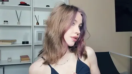 MaliaBourraine webcam stripchat model stream image