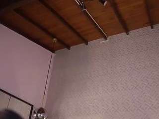 izzywild webcam model stream image