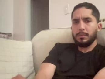 papicubano_guapo23cm webcam model stream image