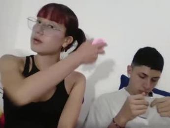 zoe_jhon18 webcam model stream image