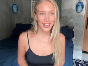 livslifee webcam model stream image