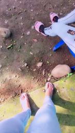 girl_pee webcam model stream image