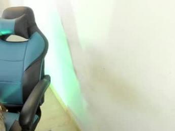 scarbadgirl_ webcam model stream image