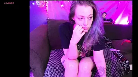 EverlyEster webcam model stream image