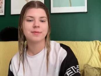 _kirieshka webcam model stream image