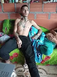 Tattoboy19cm webcam model stream image