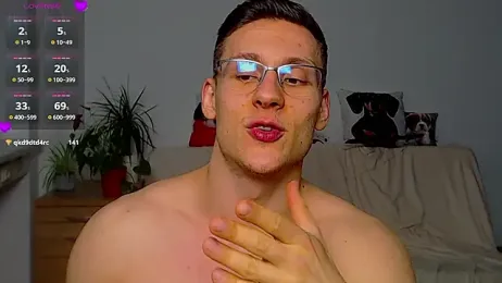 ZeinMiracles webcam model stream image