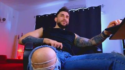 MightyAaronX webcam model stream image