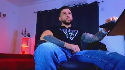 MightyAaronX webcam model stream image