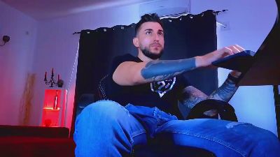 MightyAaronX webcam model stream image