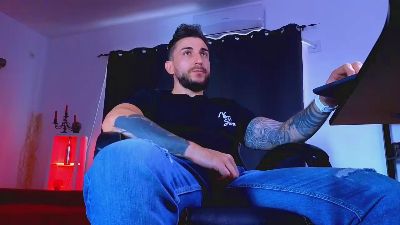 MightyAaronX webcam model stream image